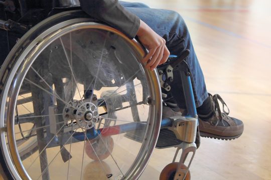 Δεμένοι στην εγκατάλειψη